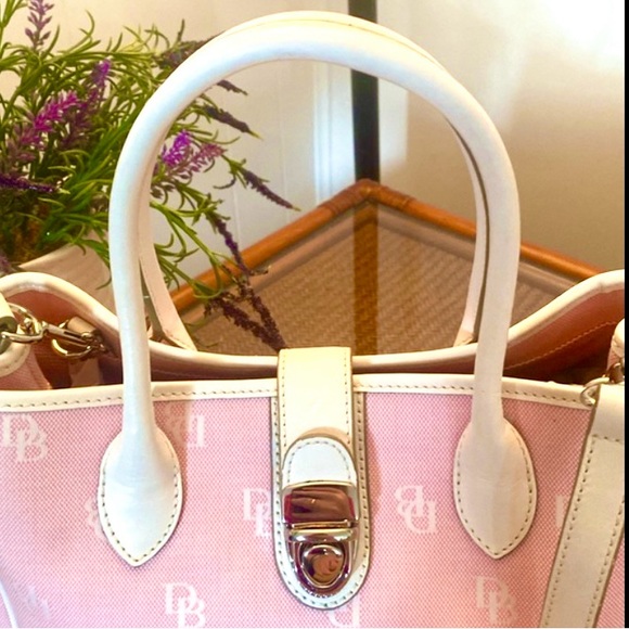 Dooney & Bourke *UNIQUE* Vintage EUC++ Pink Monogram 3-in-1 Crossbody Bag - Picture 10 of 12